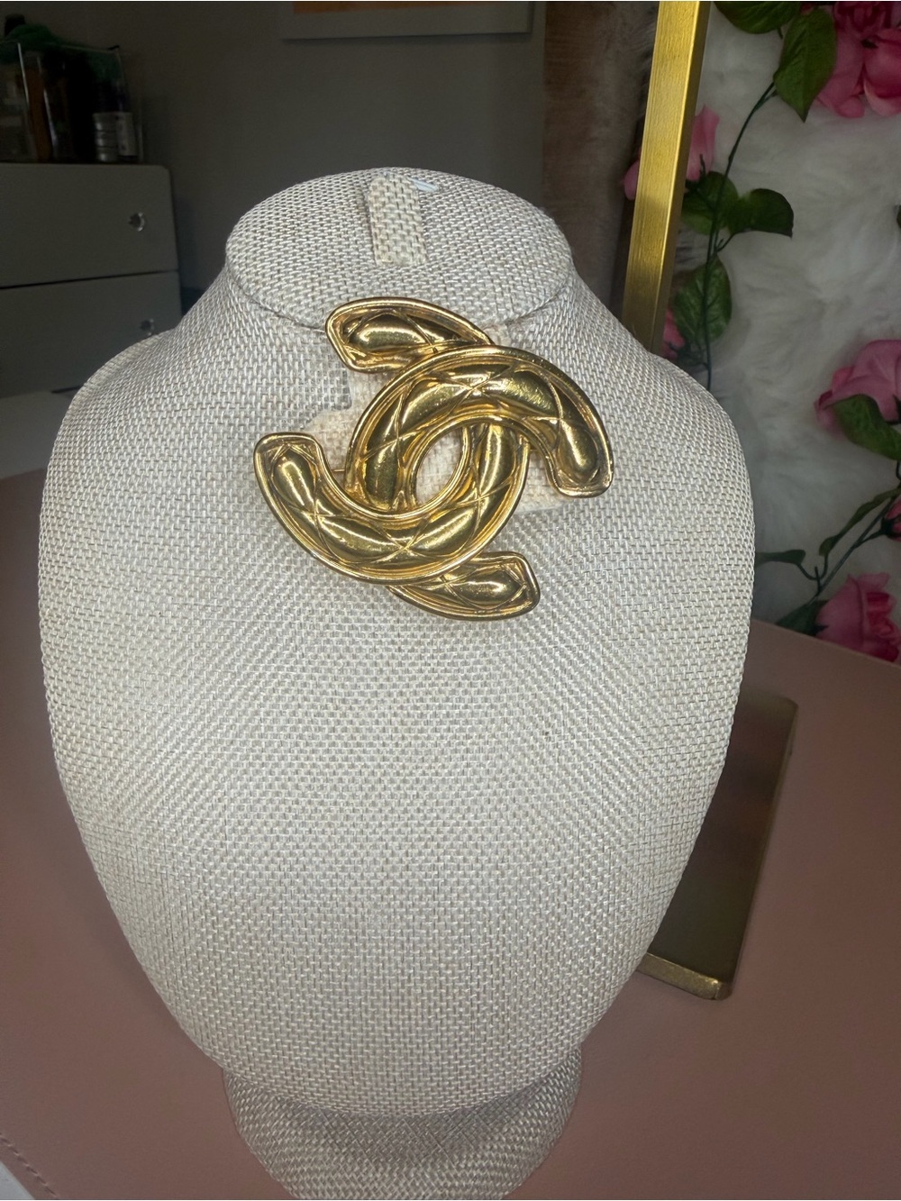 Chanel Vintage 1980s Quilted Matelasse Gold Tone XL CC Brooch Pin